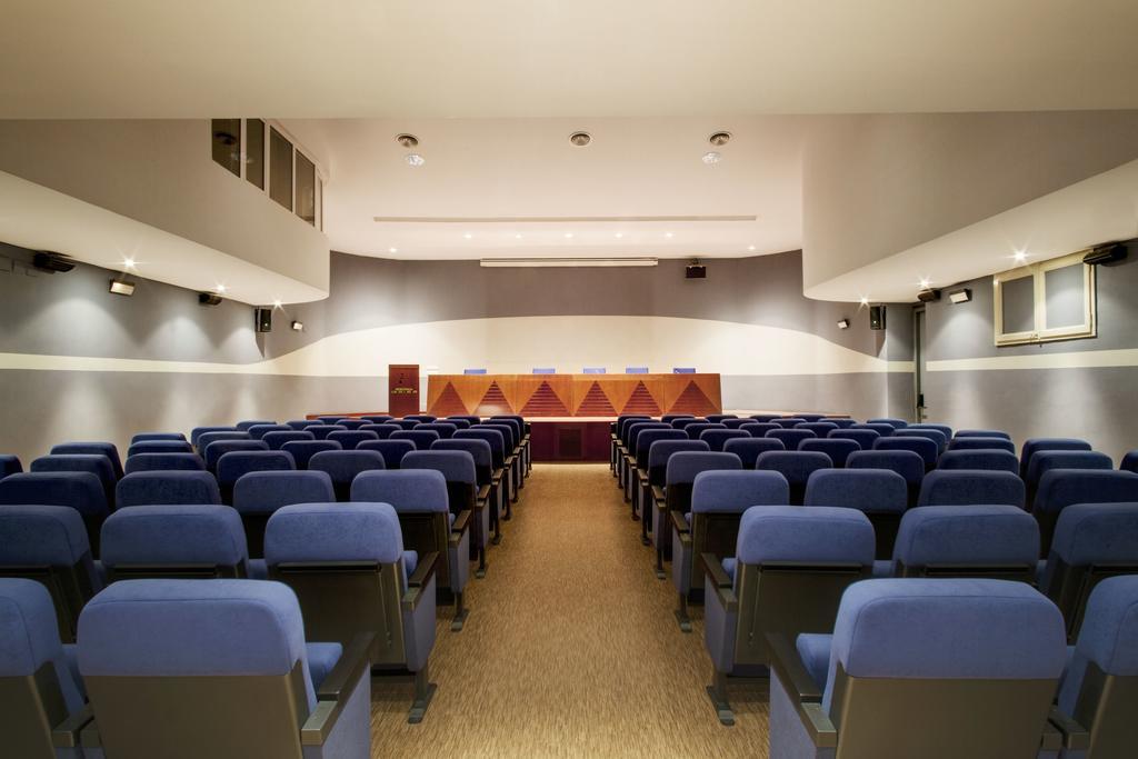 הוסטל ברצלונה Residencia D'Investigadors מראה חיצוני תמונה